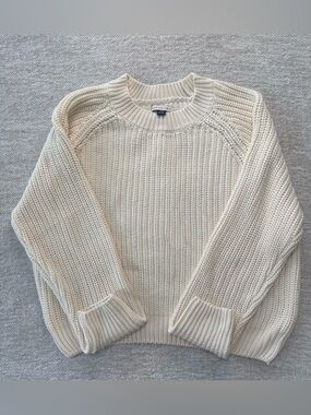 American Eagle Cream Chunky Knit Crewneck Sweater Size Large
